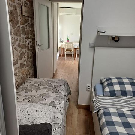 Apartman Kale Σίμπενικ Εξωτερικό φωτογραφία