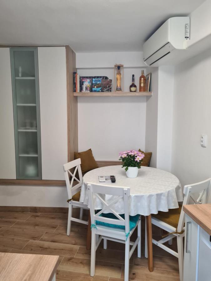 Apartman Kale Σίμπενικ Εξωτερικό φωτογραφία
