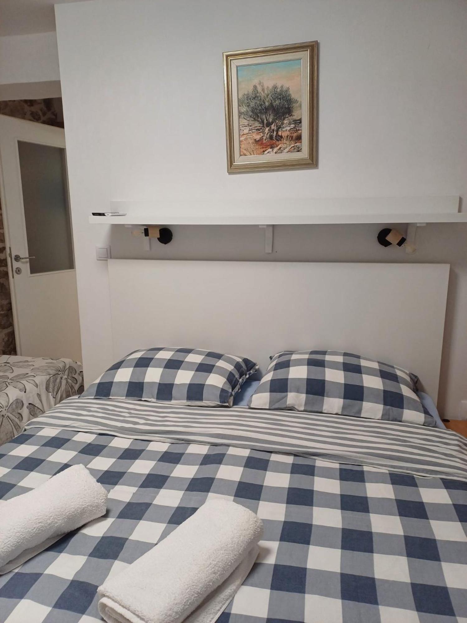Apartman Kale Σίμπενικ Εξωτερικό φωτογραφία